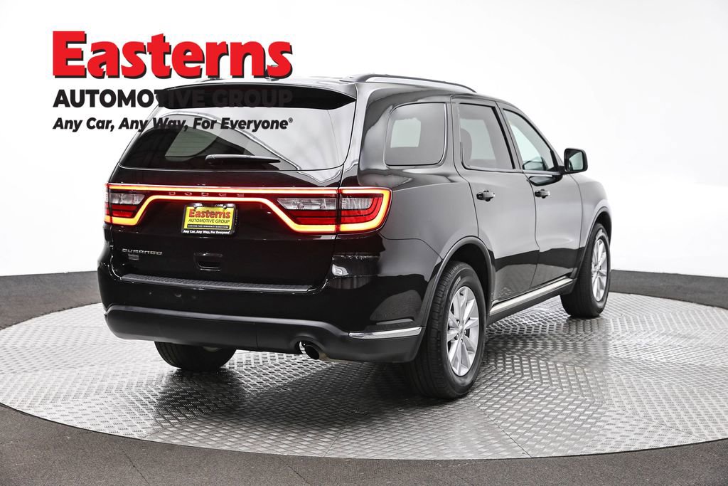 Used 2023 Dodge Durango SXT image 5