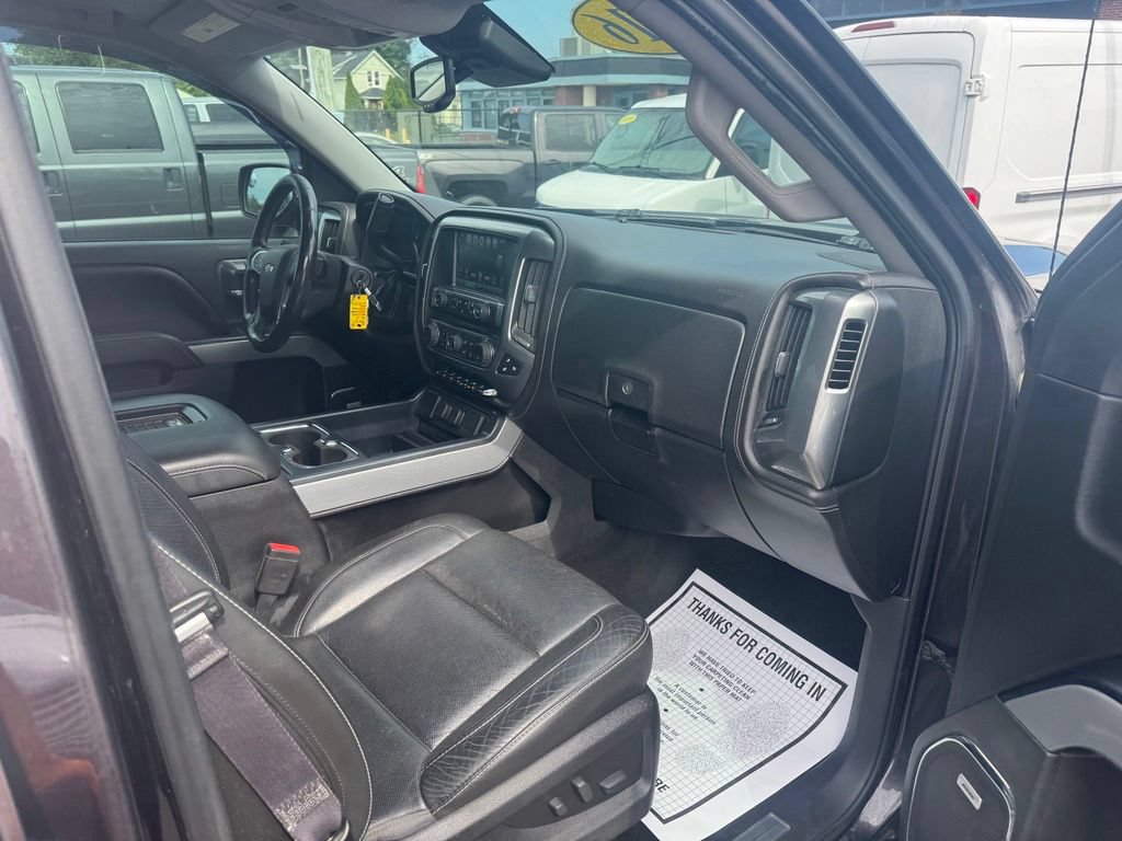 Used 2016 Chevrolet Silverado 1500 LTZ w/ LTZ Plus Package AWD/4WD image 22