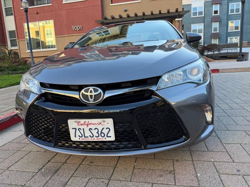 Used 2016 Toyota Camry SE FWD image 38