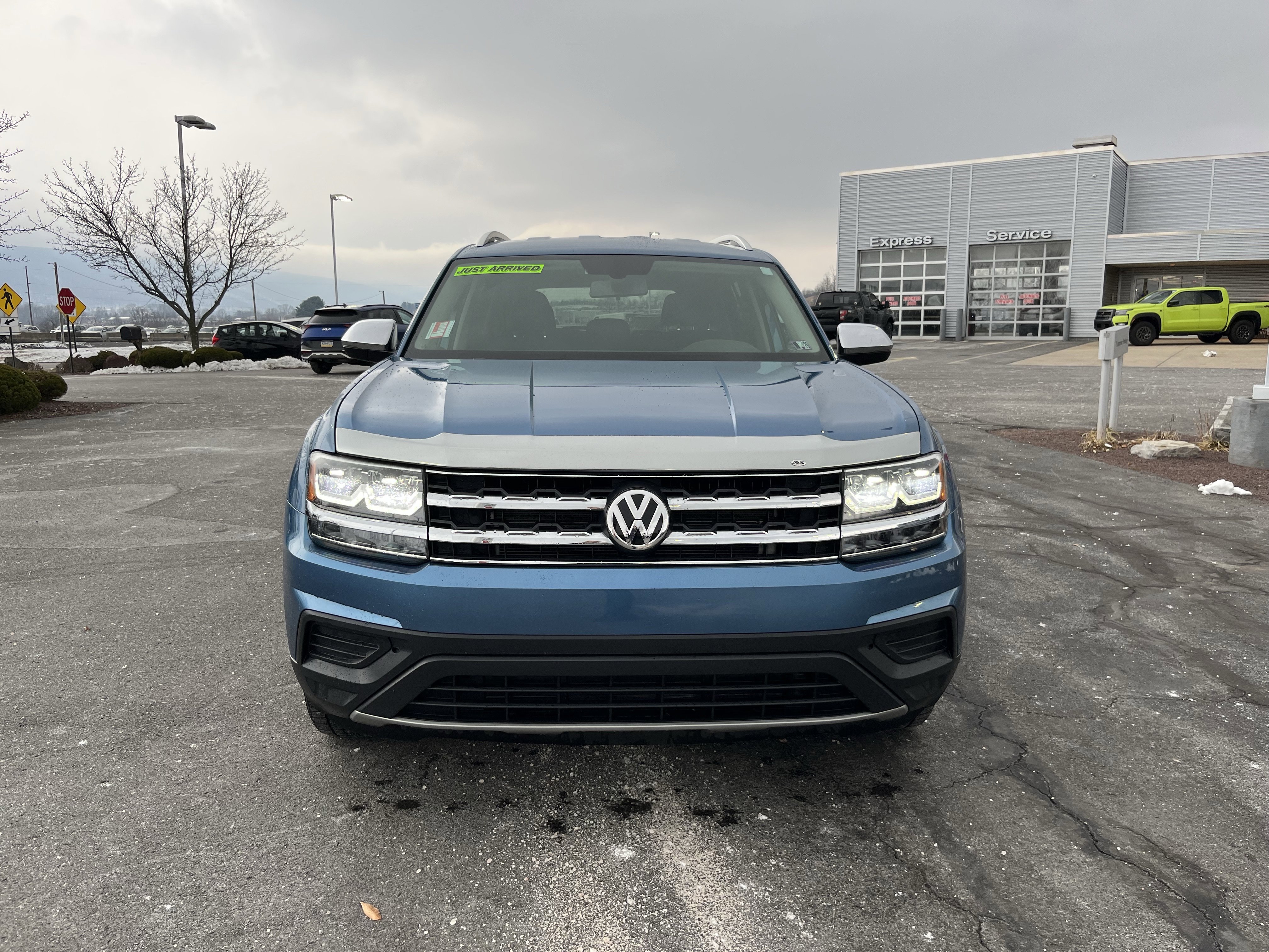 Used 2019 Volkswagen Atlas S w/ Towing Package image 9