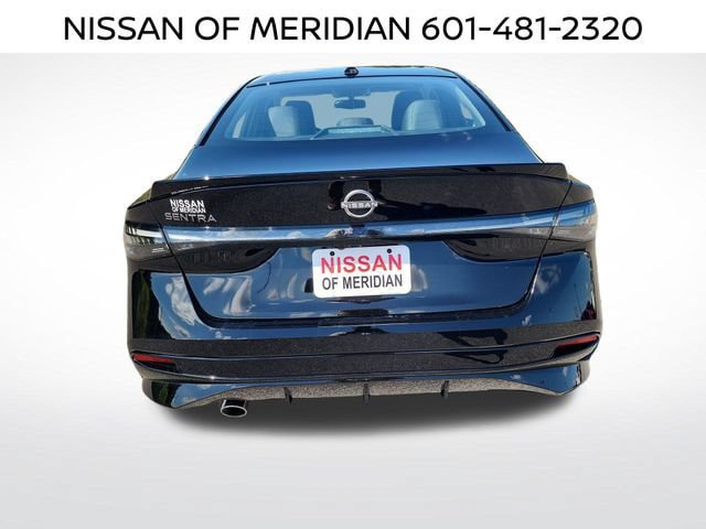 New 2027 Nissan Sentra SR w/ SR Premium Package FWD image 4