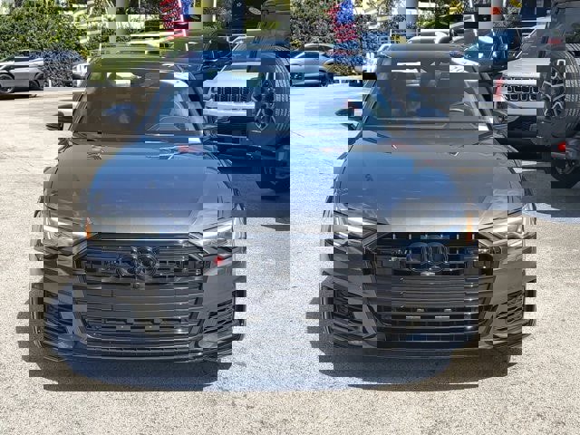 Used 2022 Audi S6 Premium Plus image 2