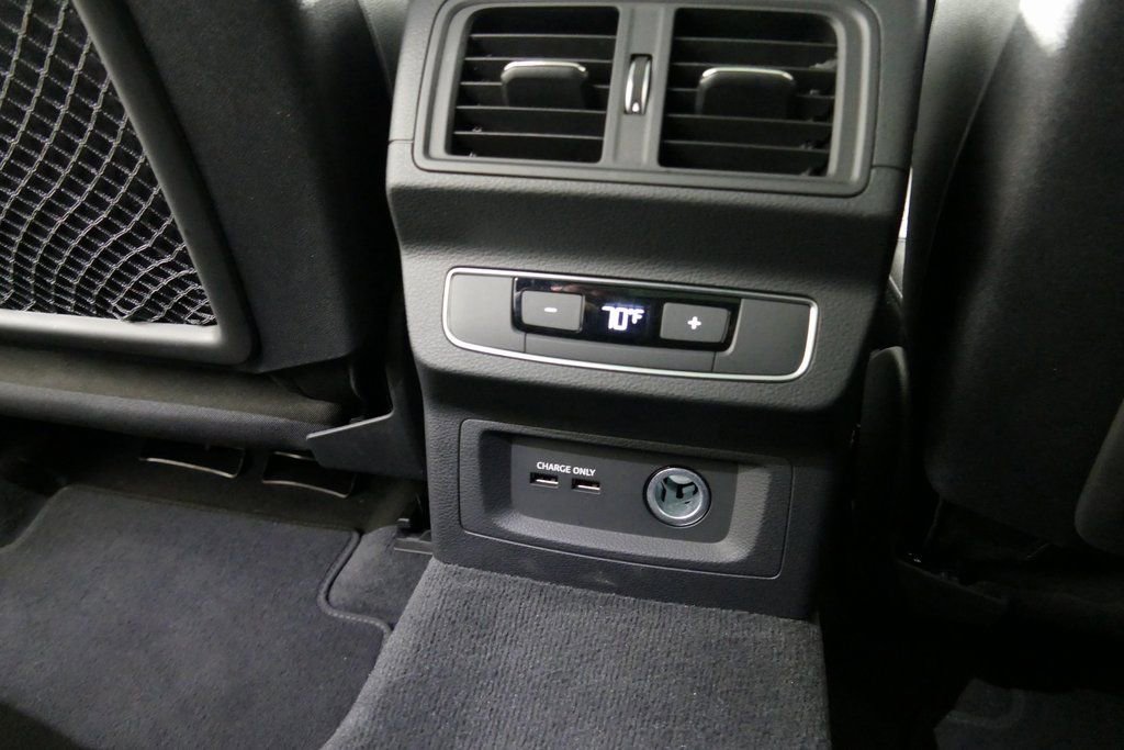 Used 2025 Audi Q5 2.0T Premium image 29