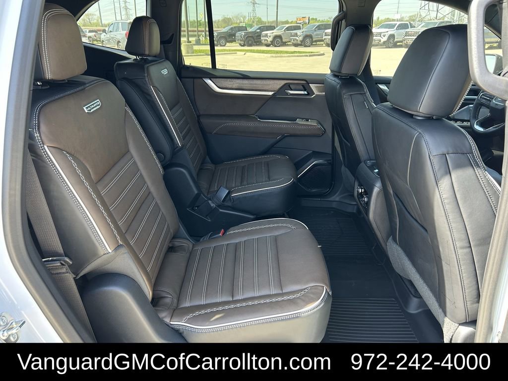 New 2026 GMC Acadia Denali Ultimate w/ LPO, Floor Liner Package image 25
