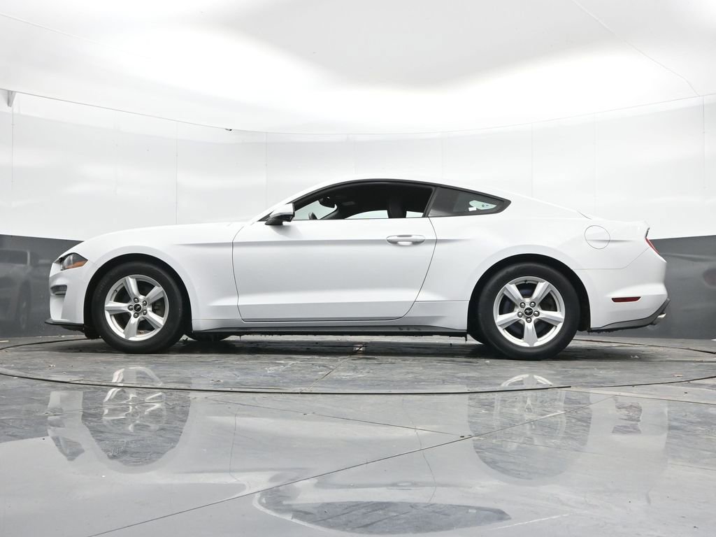 Used 2018 Ford Mustang EcoBoost image 46