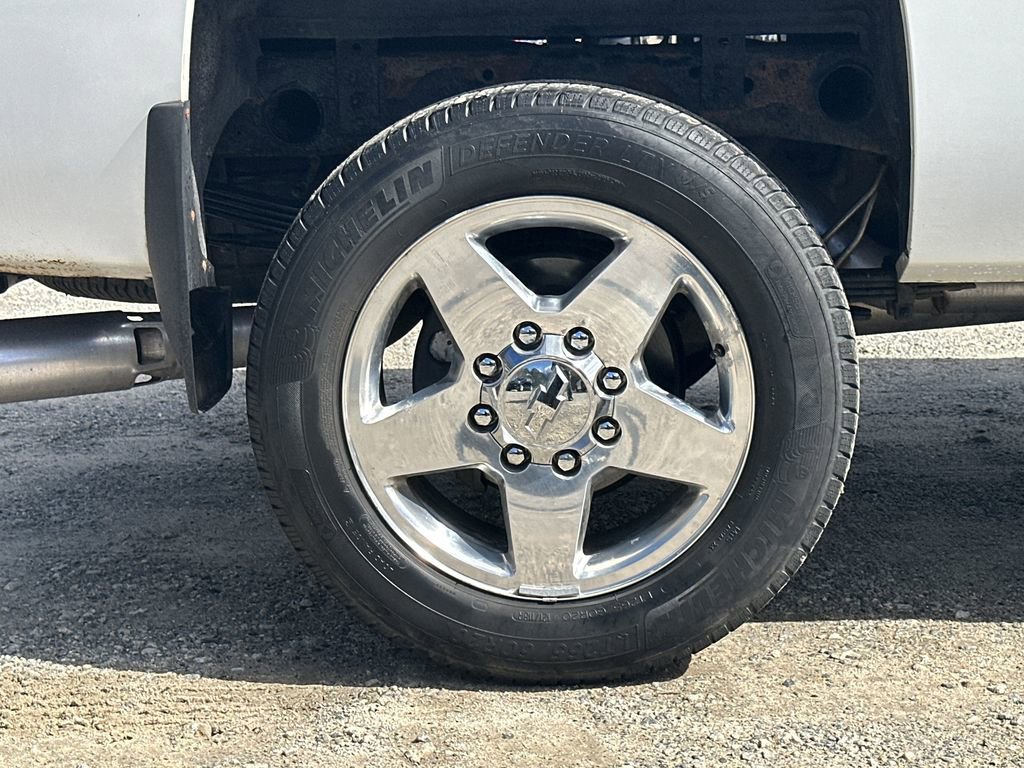 Used 2014 Chevrolet Silverado 2500 LT image 18