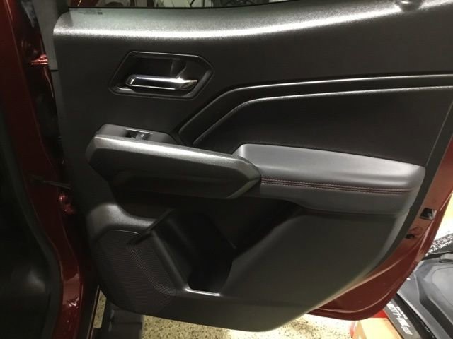 Used 2024 Chevrolet Colorado Z71 w/ Z71 Convenience Package 2 image 48