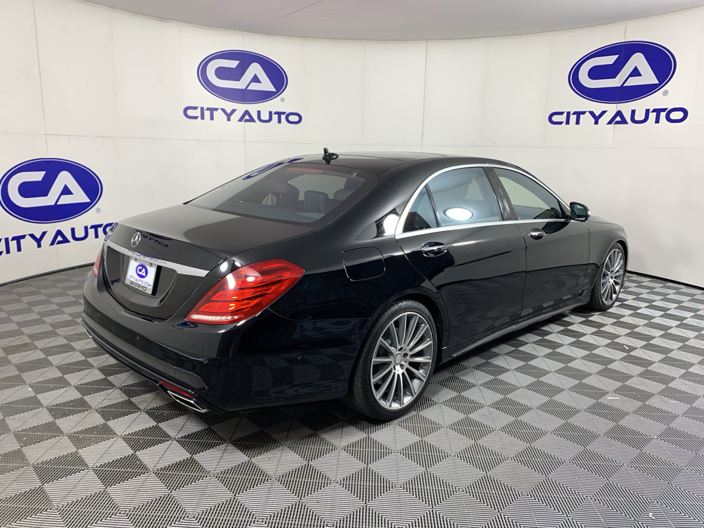 Used 2015 Mercedes-Benz S 550 Sedan image 3