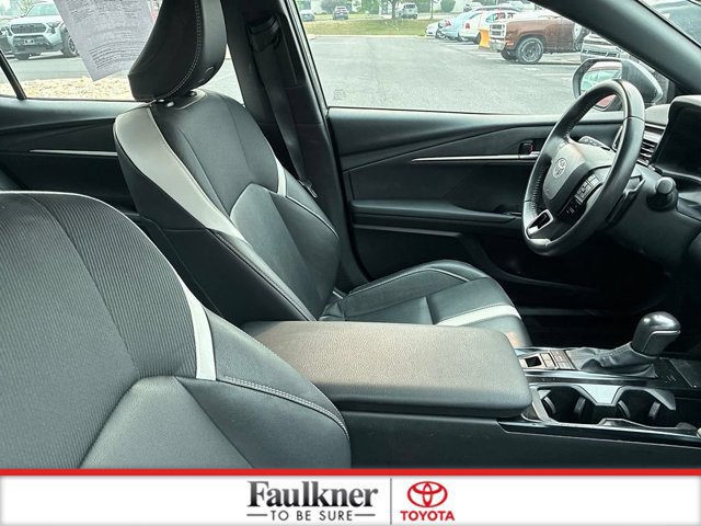 Certified 2025 Toyota Camry SE FWD image 19