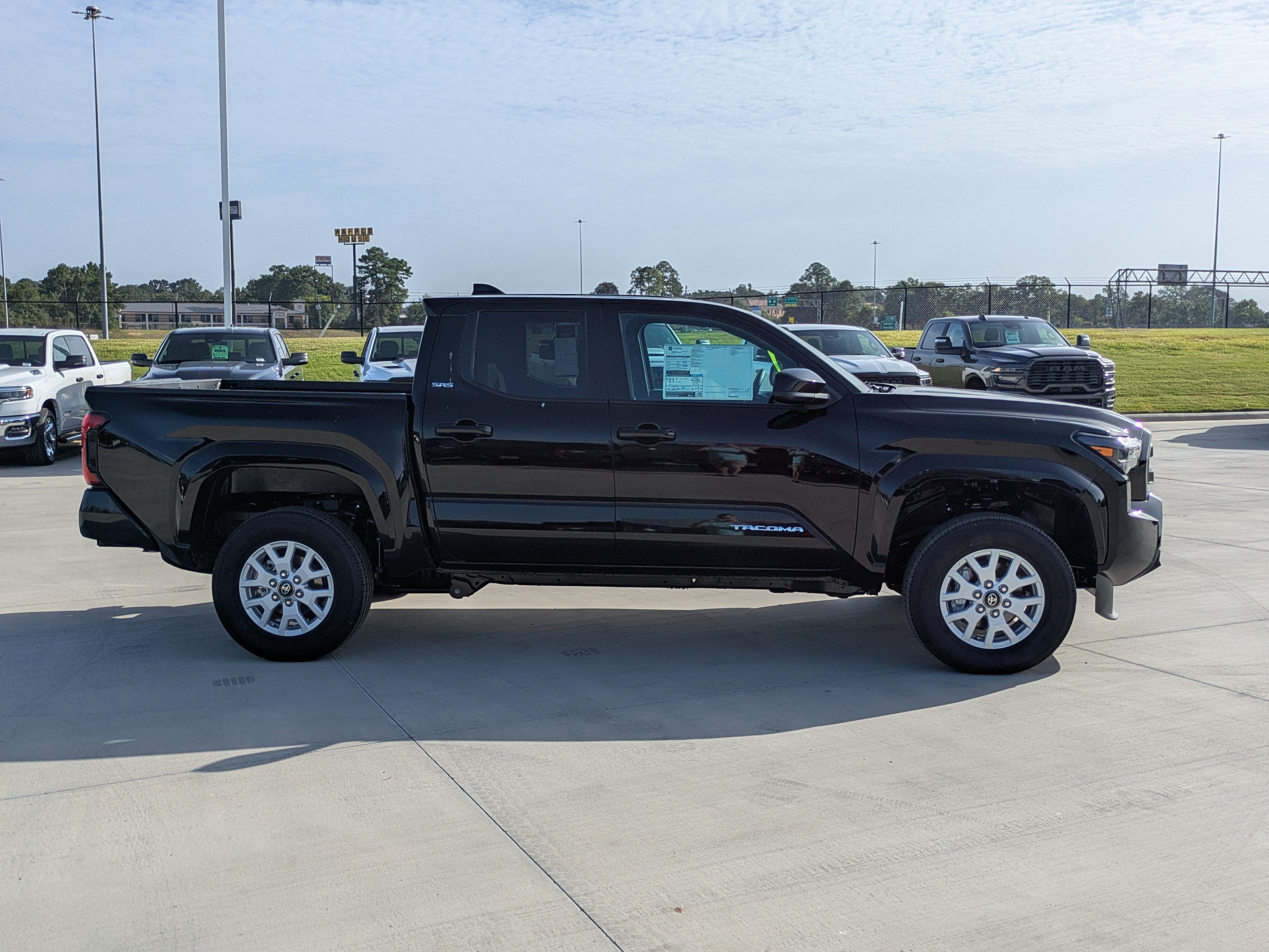 New 2026 Toyota Tacoma SR5 AWD/4WD image 7