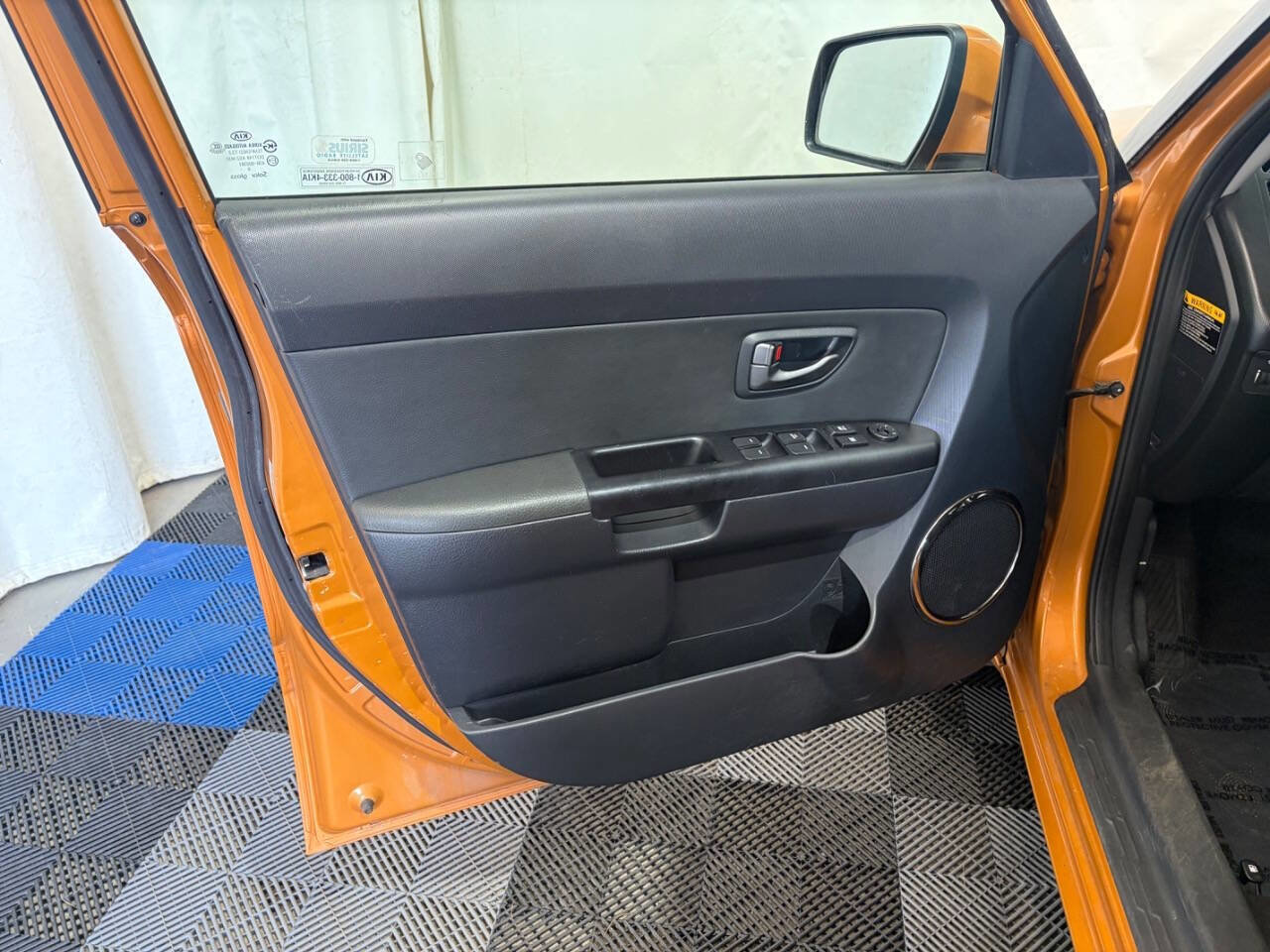 Used 2011 Kia Soul + FWD image 8