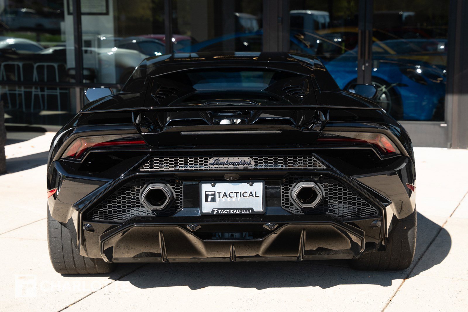 Used 2024 Lamborghini Huracan Tecnica image 13