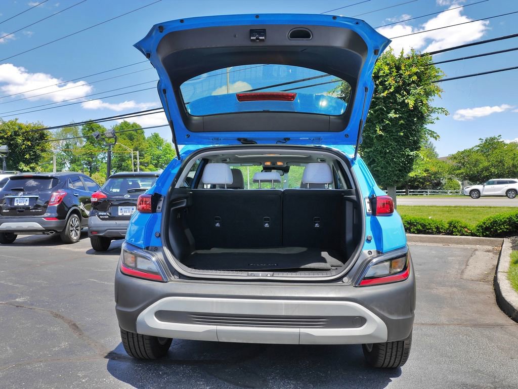 Used 2022 Hyundai Kona SEL w/ Convenience Package FWD image 16
