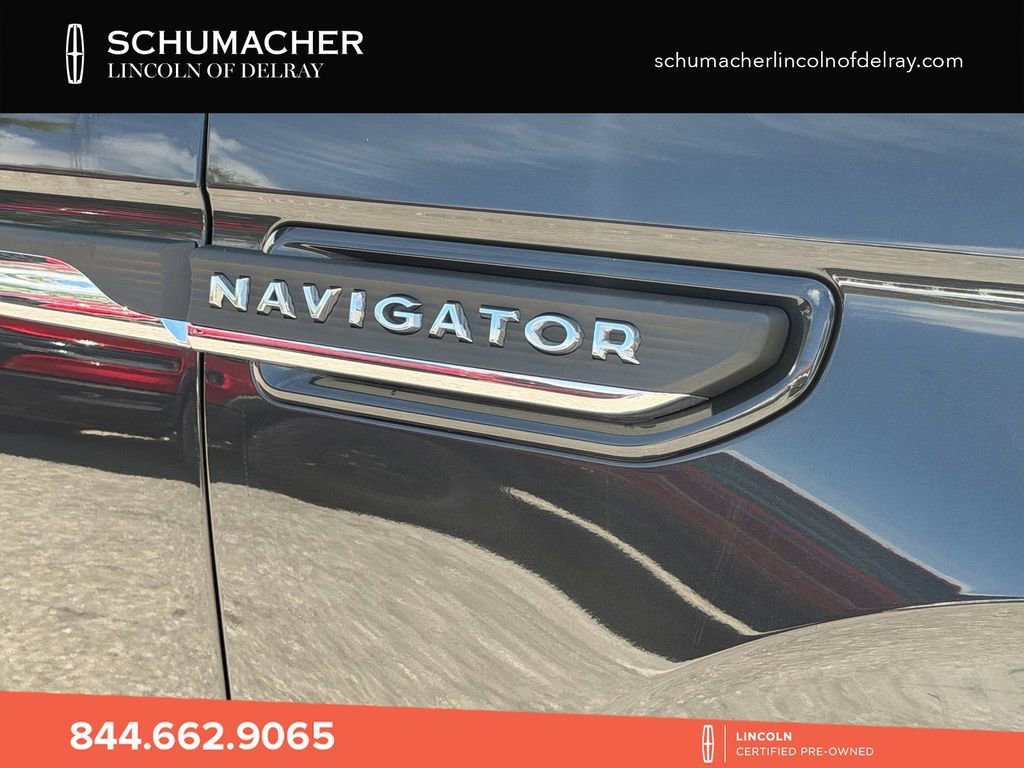 Used 2022 Lincoln Navigator Reserve RWD image 10