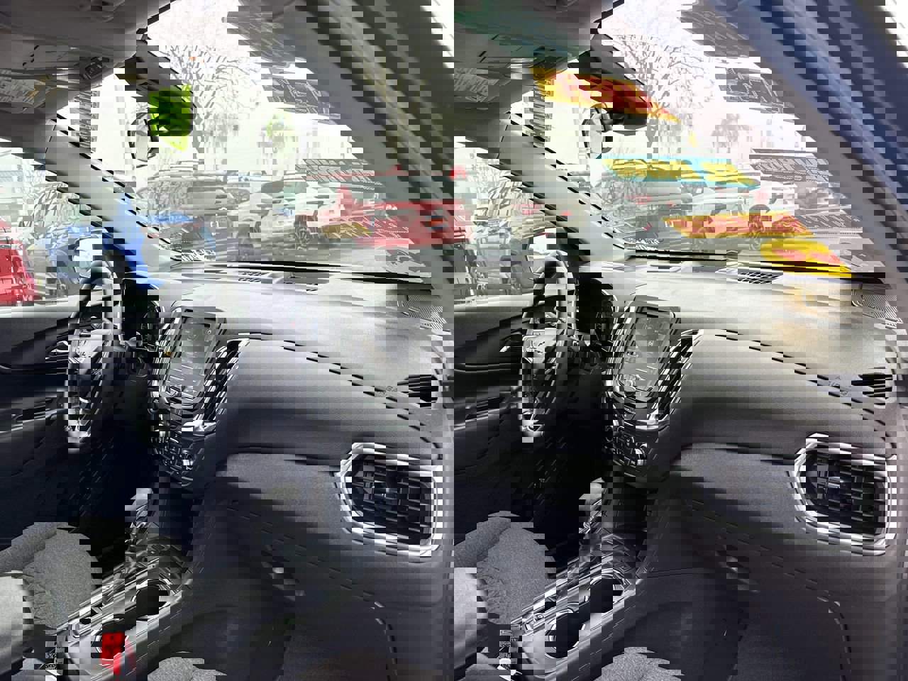 Used 2024 Chevrolet Equinox LT image 26