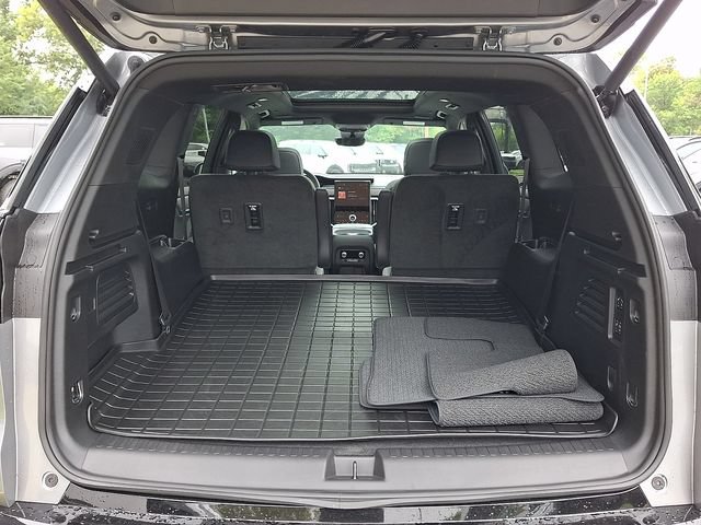 Used 2026 GMC Acadia Denali FWD image 28