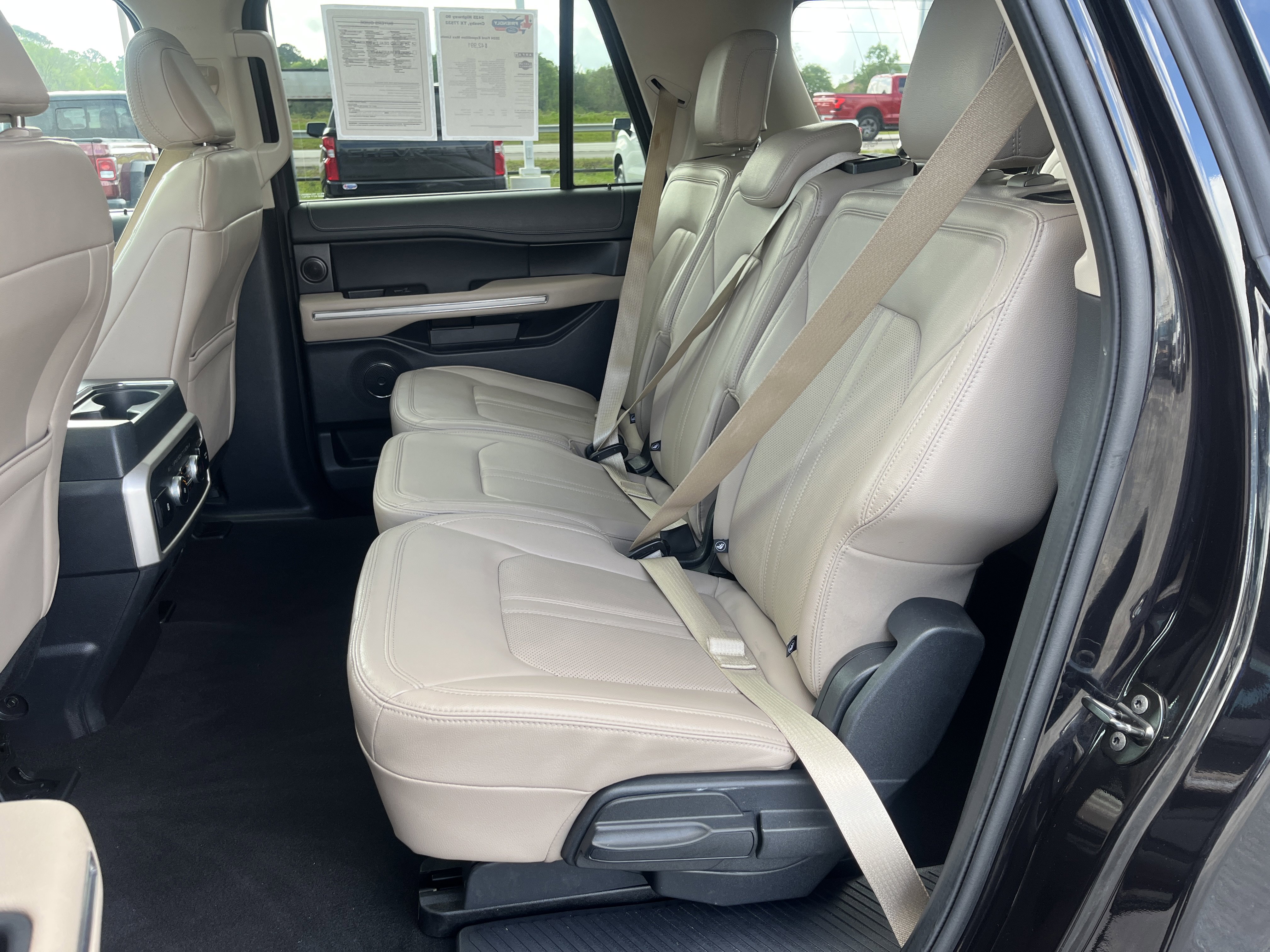 Used 2024 Ford Expedition Max Limited image 35