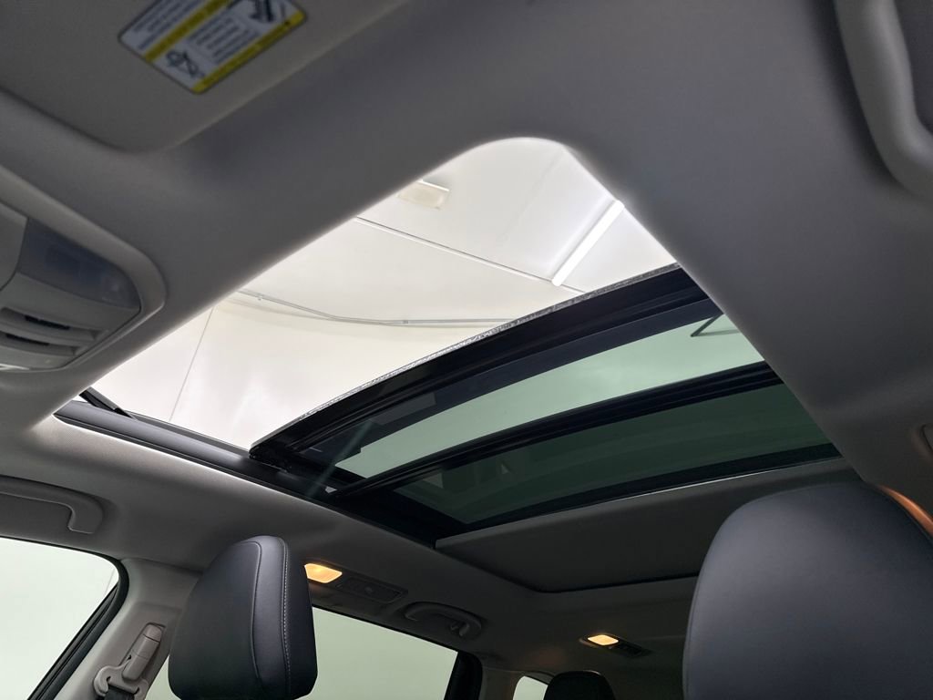 Certified 2023 Subaru Ascent Limited w/ Technology Package image 22