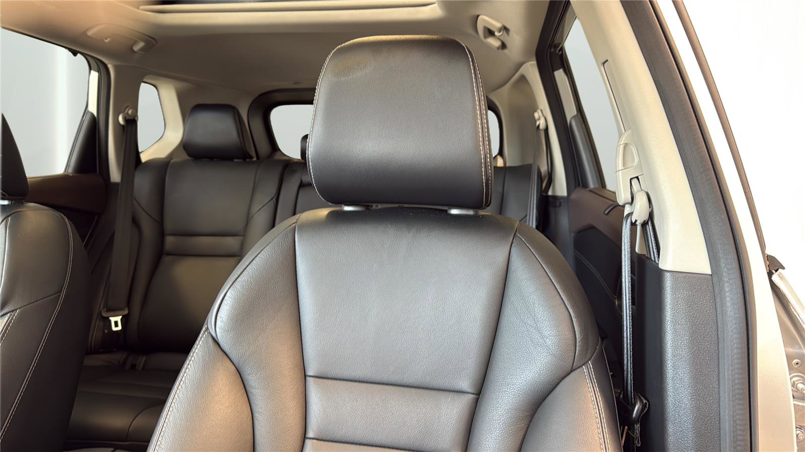 Used 2021 Nissan Rogue SL w/ Premium Package AWD/4WD image 26