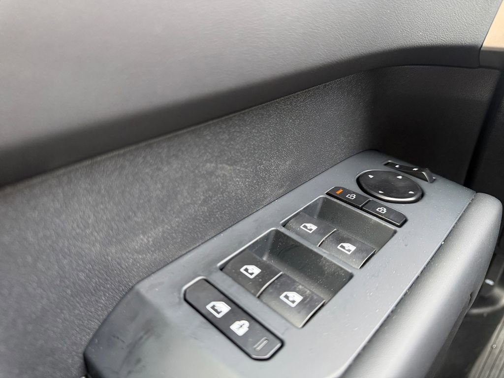 New 2027 Kia Telluride S image 28