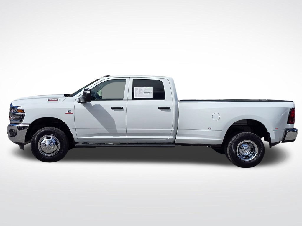New 2026 RAM 3500 Tradesman AWD/4WD image 16