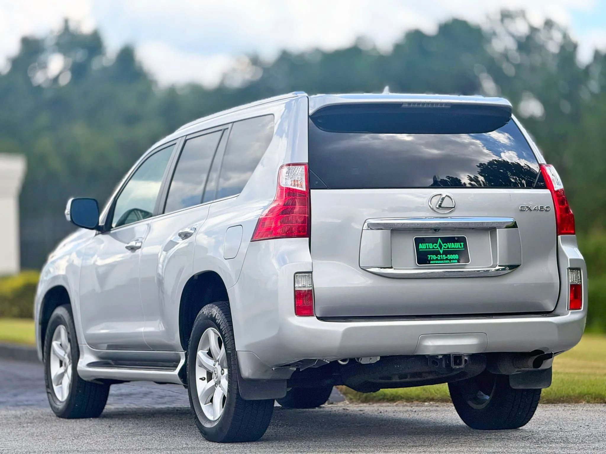 Used 2011 Lexus GX 460 AWD/4WD image 9