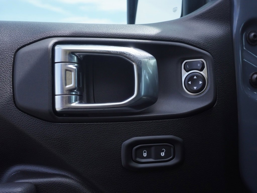 New 2025 Jeep Gladiator Sport S image 12