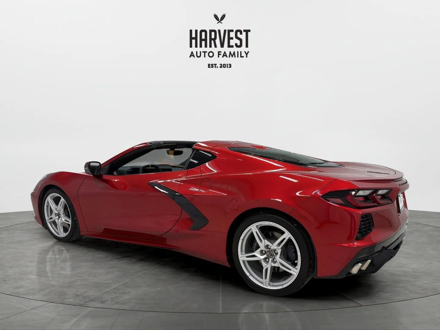 Used 2022 Chevrolet Corvette Stingray Preferred Cpe w/ Body-Color Dual Roof Package image 6