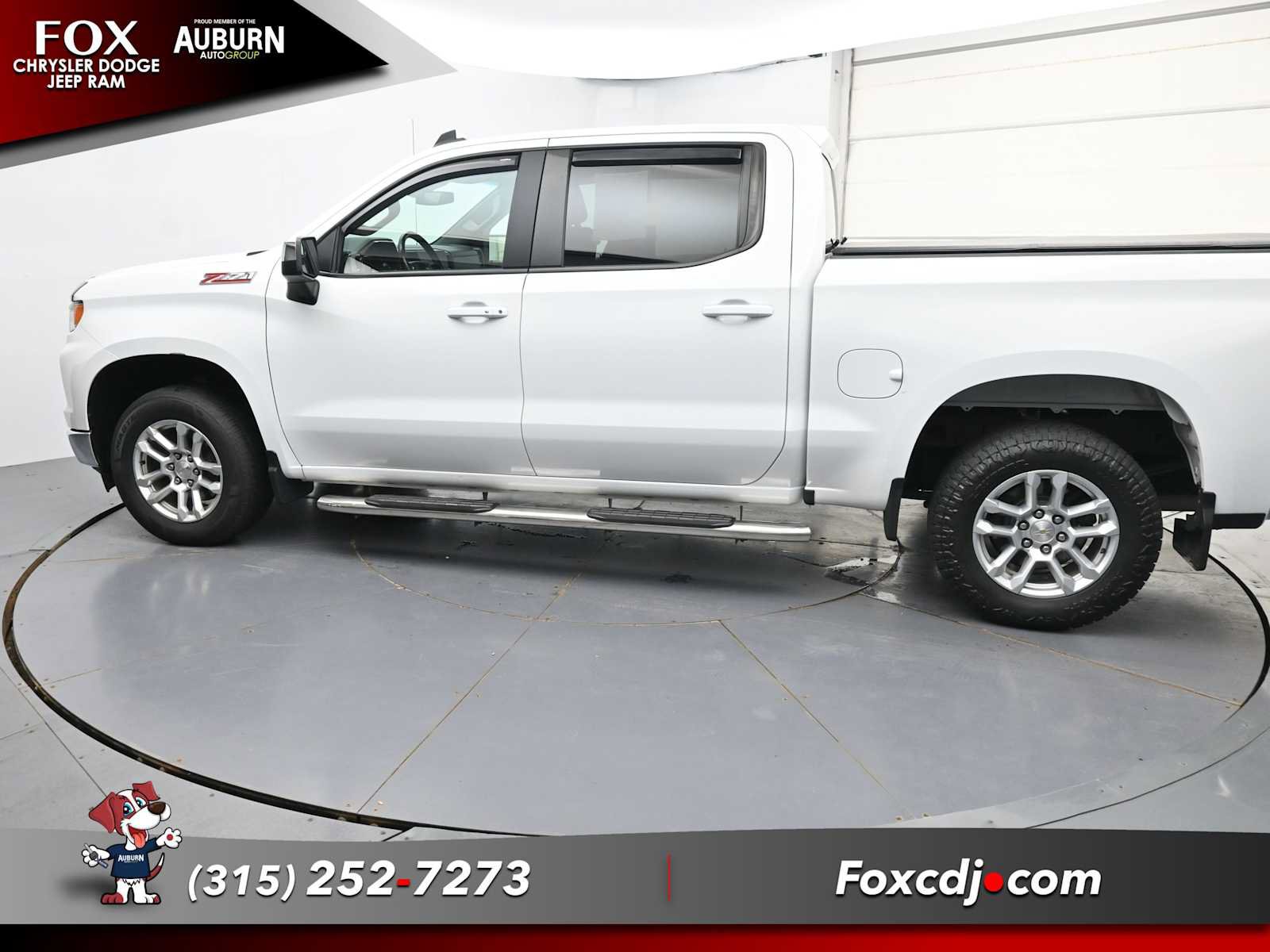 Used 2023 Chevrolet Silverado 1500 LT w/ Z71 Off-Road Package AWD/4WD image 19