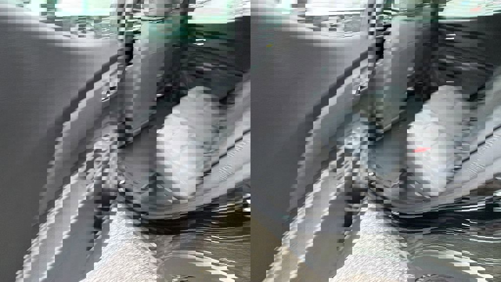 New 2027 Chevrolet Bolt LT w/ Comfort Package image 16