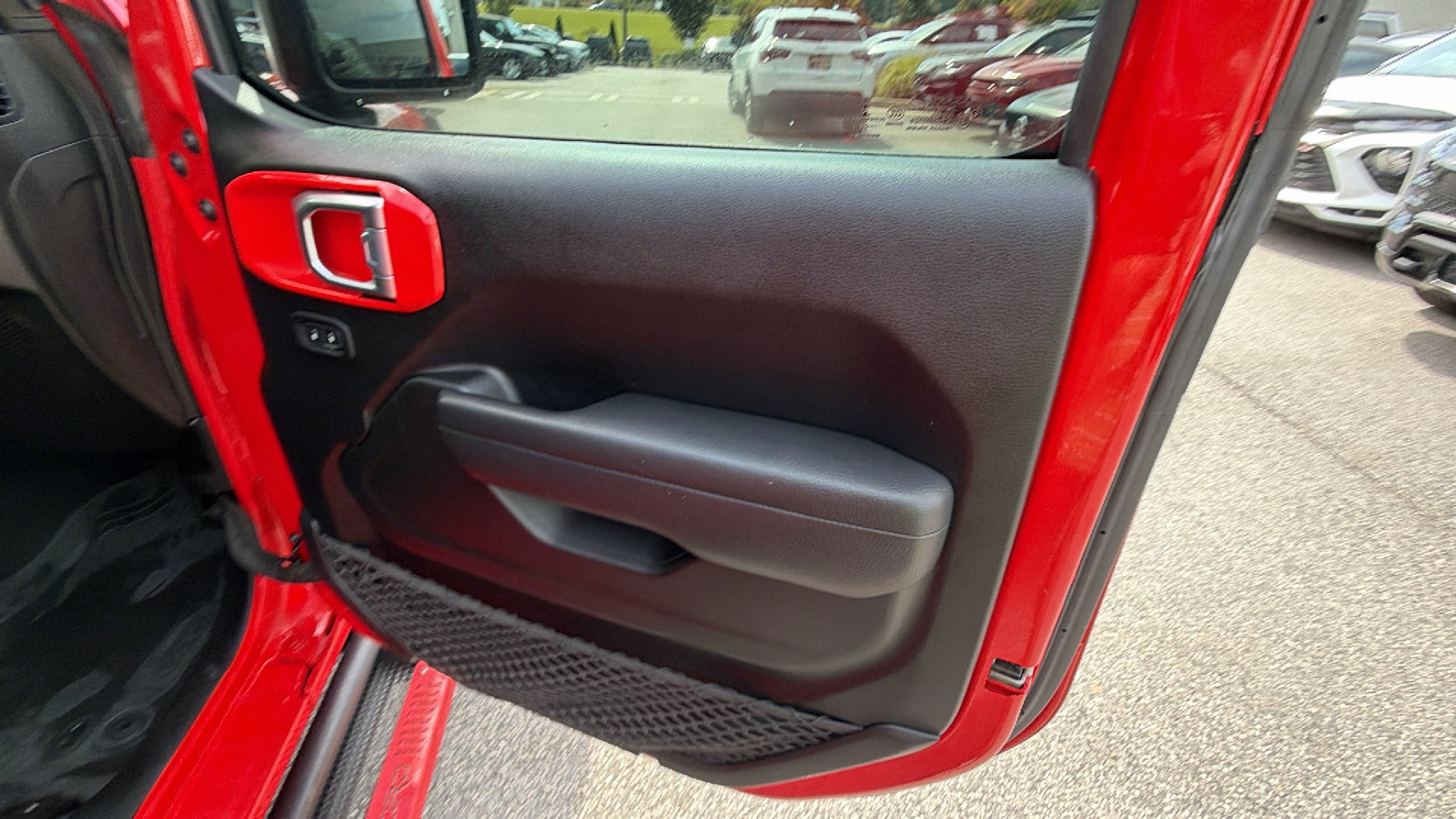 Used 2022 Jeep Wrangler Unlimited Sport AWD/4WD image 18