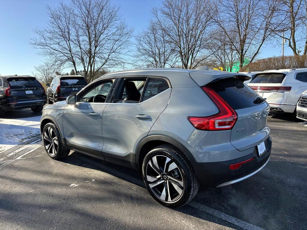 New 2025 Volvo XC40 B5 Plus w/ Protection Package Premier image 5