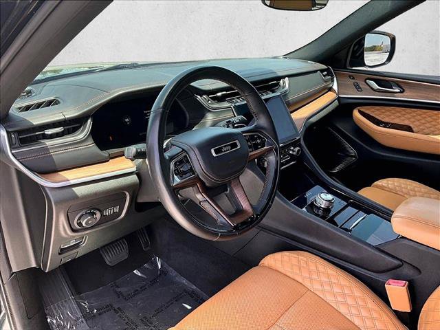 Used 2022 Jeep Grand Cherokee Summit RWD image 14