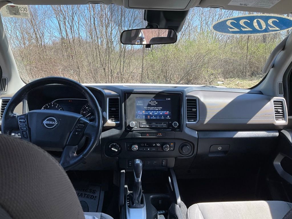 Used 2022 Nissan Frontier SV image 18