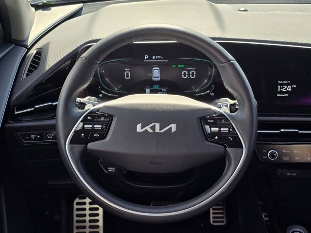 Certified 2023 Kia Niro SX Touring image 21