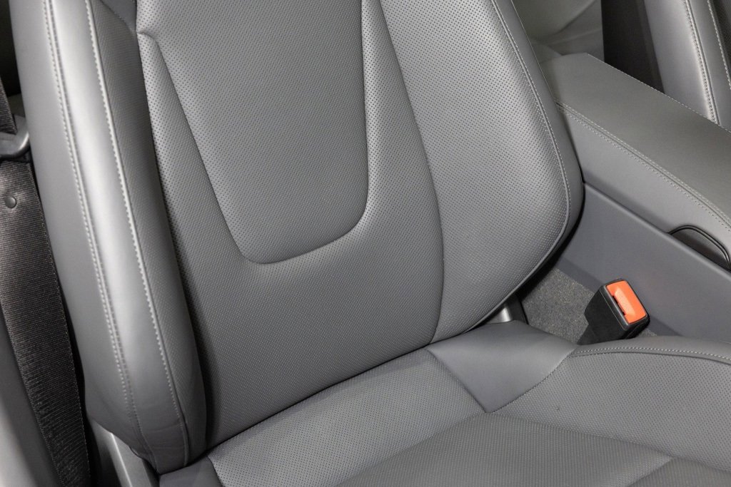 Used 2023 Porsche 911 Carrera w/ Sport Chrono Package image 40