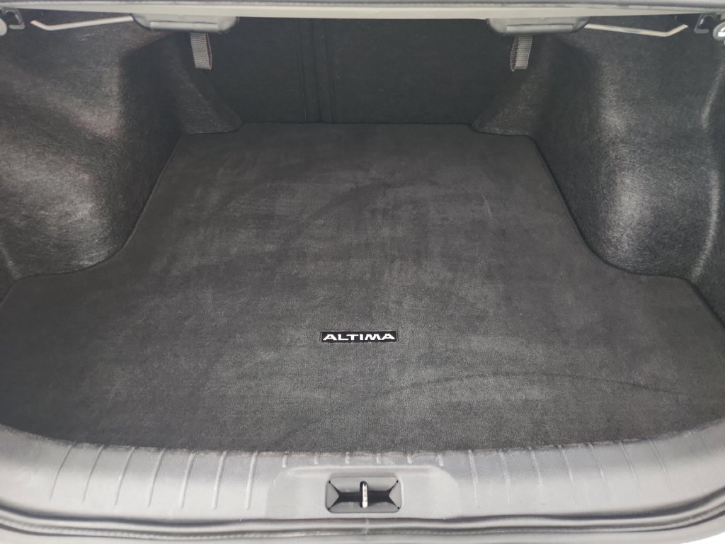 Used 2025 Nissan Altima 2.5 SV FWD image 33