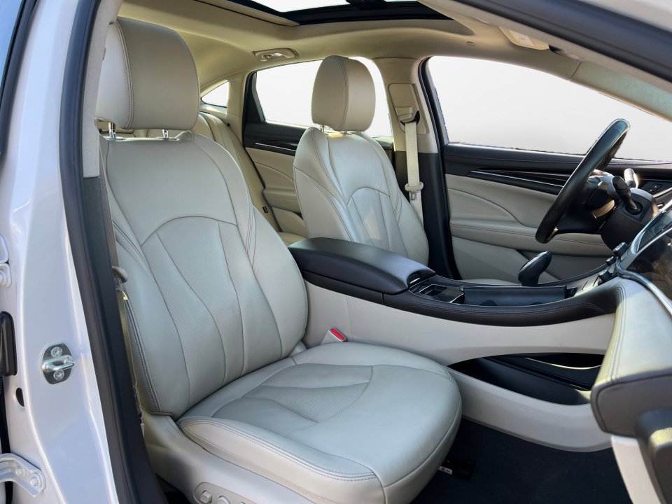 Used 2017 Buick LaCrosse Premium w/ Driver Confidence Package #2 image 9