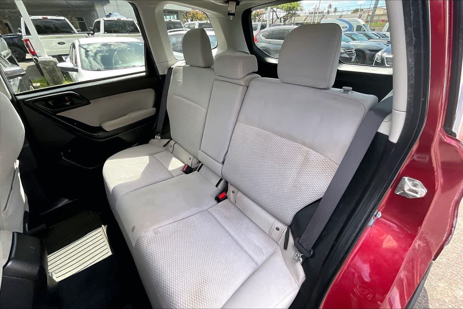 Used 2015 Subaru Forester 2.5i Premium AWD/4WD image 29