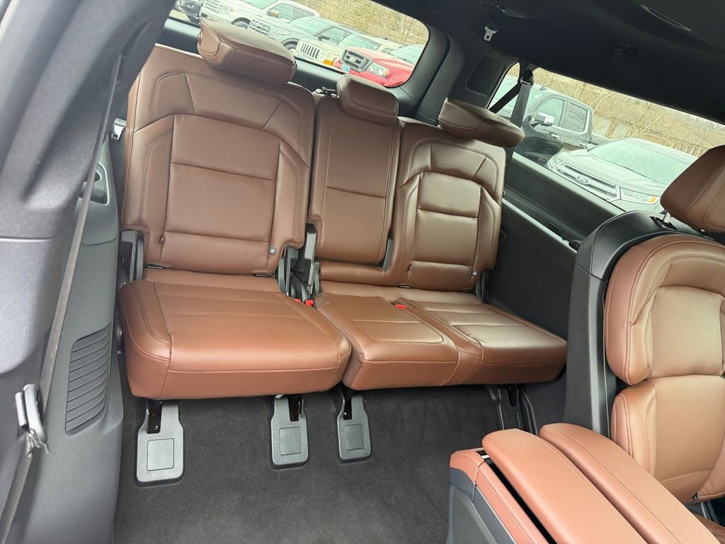 Used 2025 Lincoln Navigator L Reserve image 26