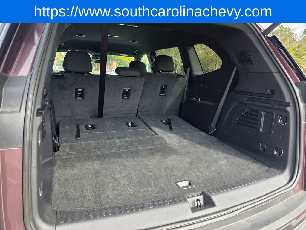 Used 2025 GMC Acadia Elevation image 36