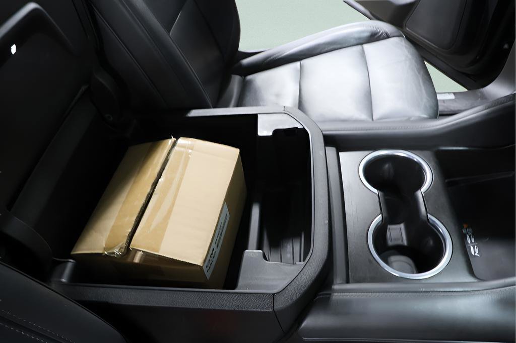 Used 2021 Chevrolet Suburban Z71 w/ Luxury Package image 38