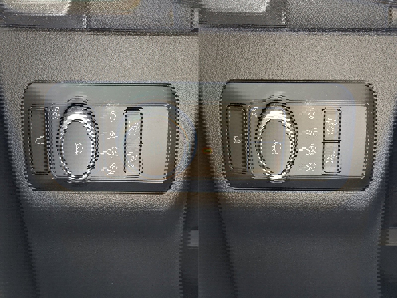 New 2025 Ford Bronco Sport Badlands image 42