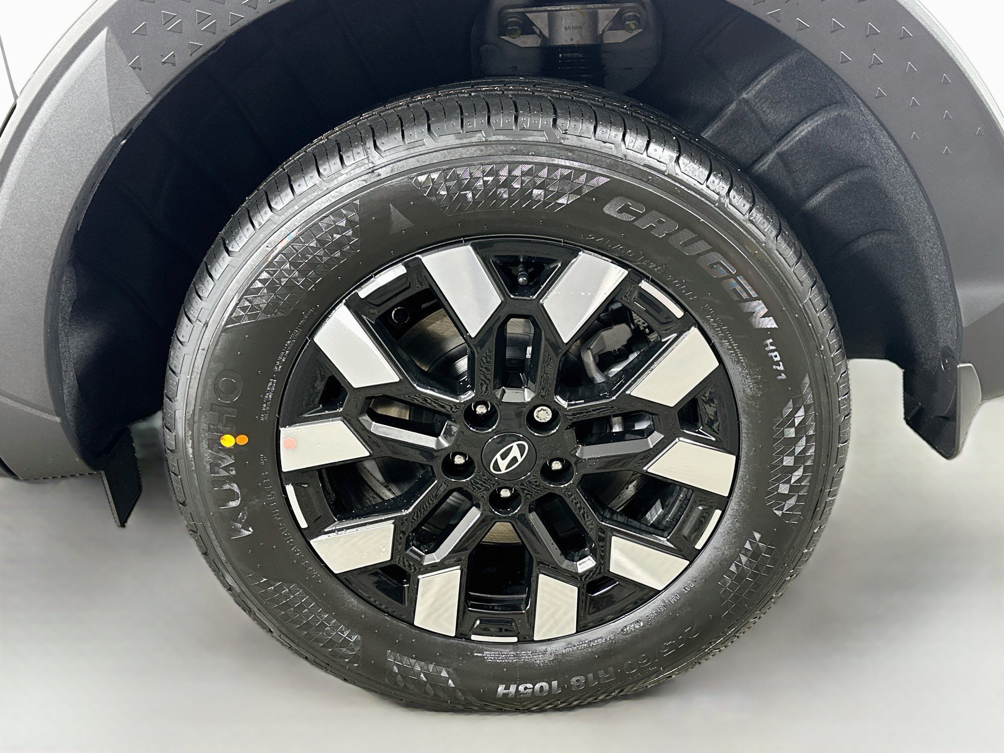 Certified 2025 Hyundai Santa Cruz SE AWD/4WD image 29