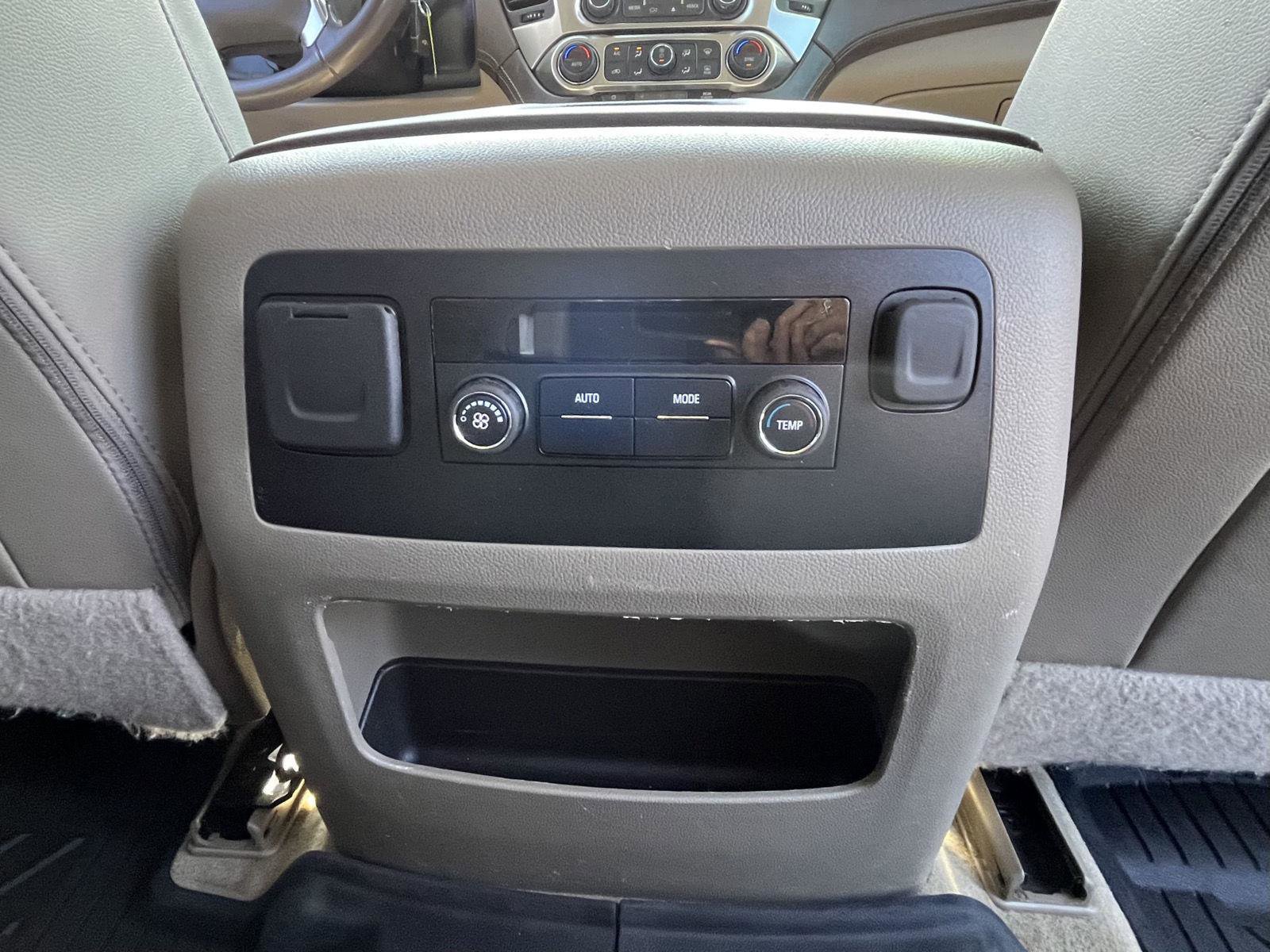 Used 2018 Chevrolet Tahoe LT image 21