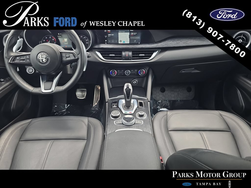 Used 2023 Alfa Romeo Stelvio Sprint RWD image 11