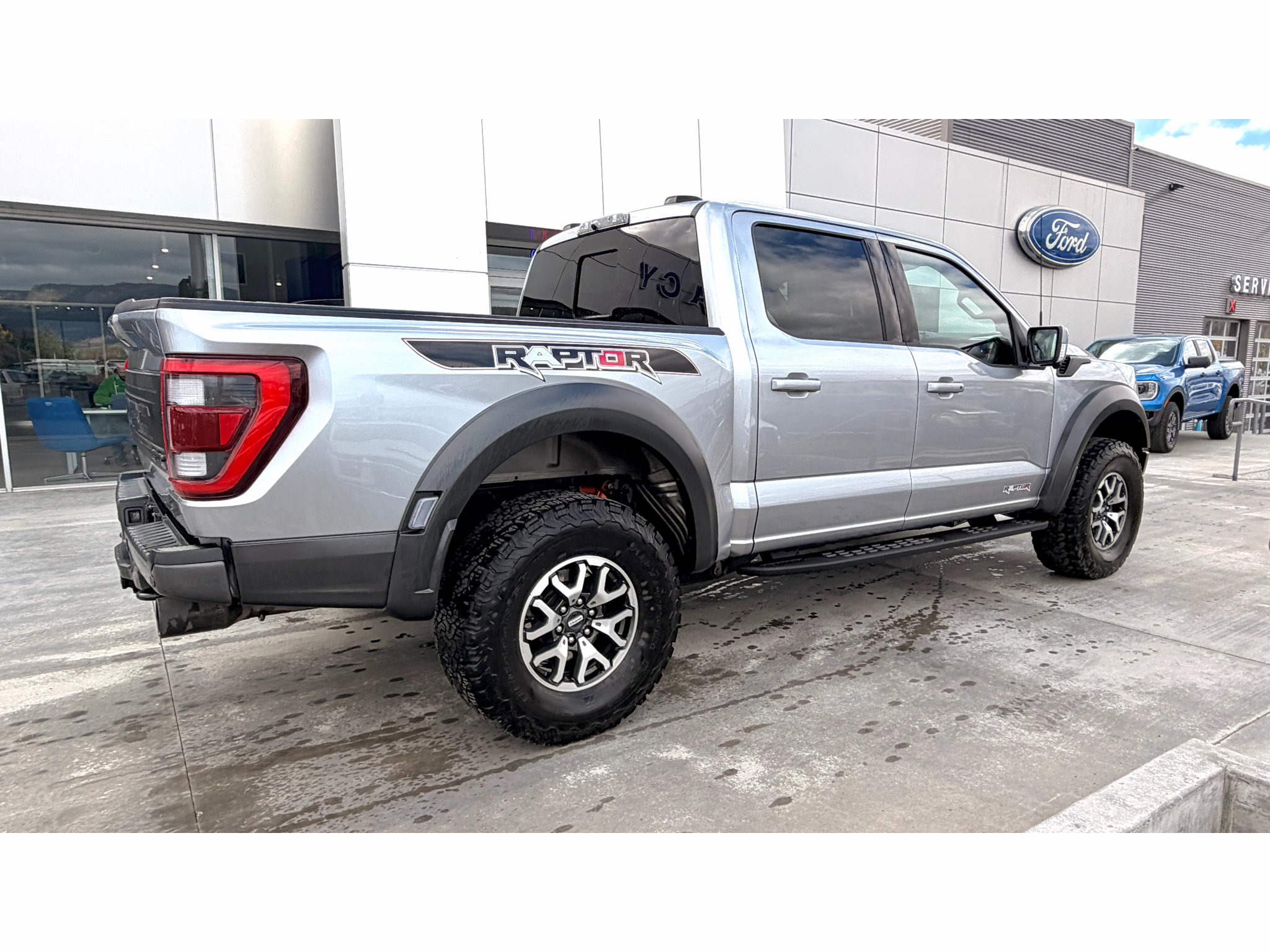 Used 2023 Ford F150 Raptor AWD/4WD image 8