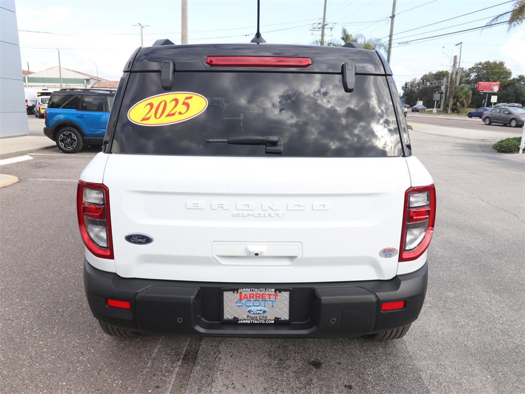 Used 2025 Ford Bronco Sport Outer Banks image 11