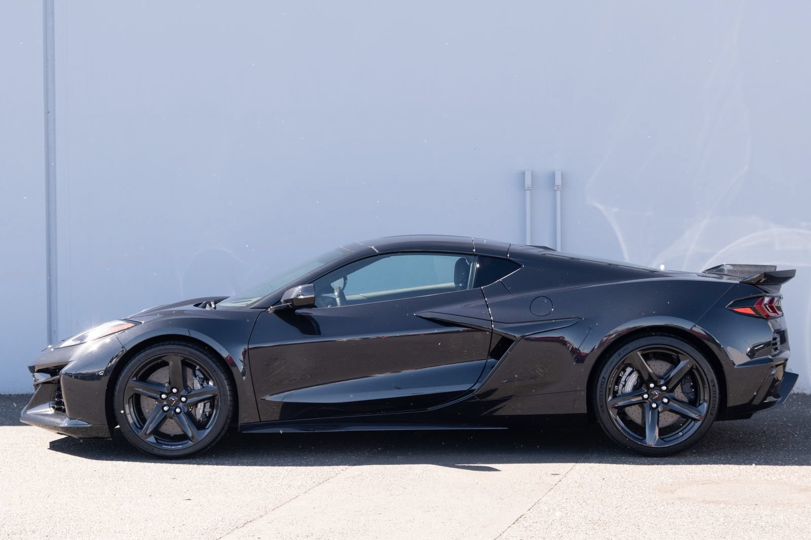 Used 2024 Chevrolet Corvette Z06 w/ Battery Protection Package RWD image 22
