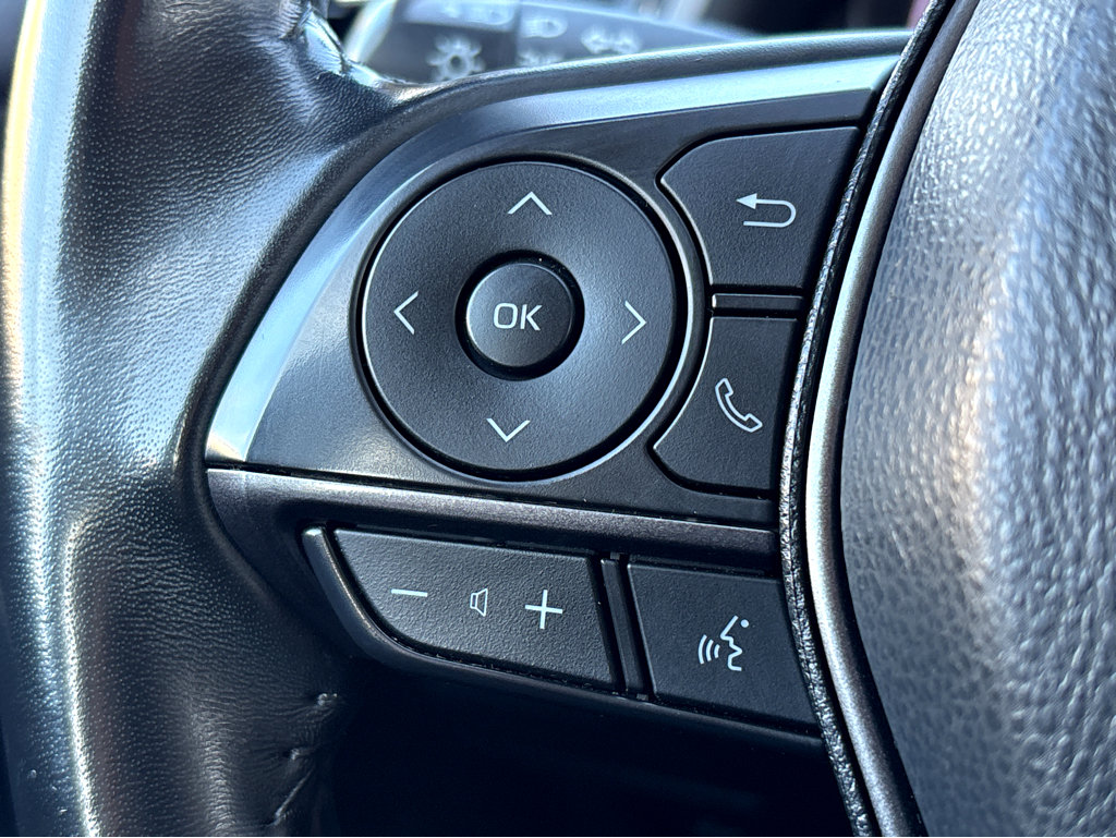 Used 2023 Toyota Camry SE image 13